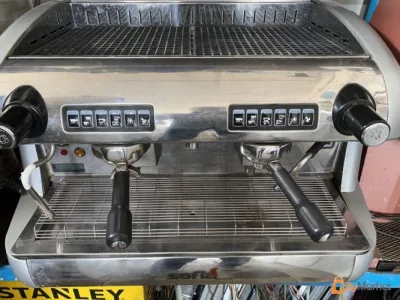 Профессиональная кофемашина б у Bianchi Sofia Espresso 2 groups Semi Automatic